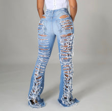 Layna Distressed Jeans