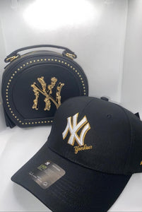 NY Purse & Hat Set
